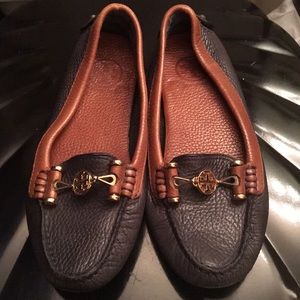 (Tory Burch) NEW “Daria” Leather Driving Shoes